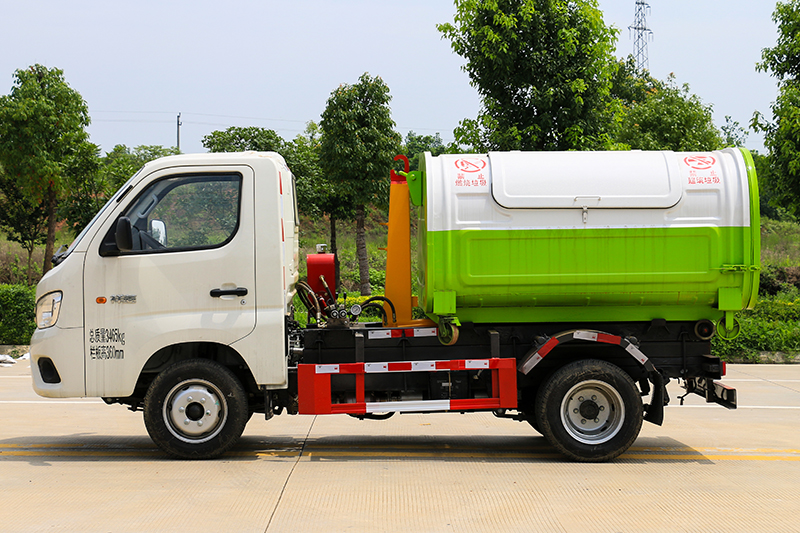 （蓝牌）福田祥菱钩臂垃圾车（3方）