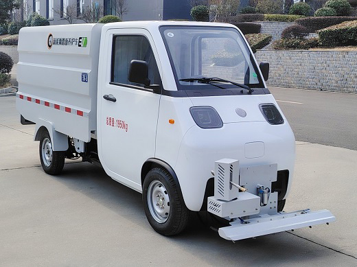 小型纯电动路面养护车
