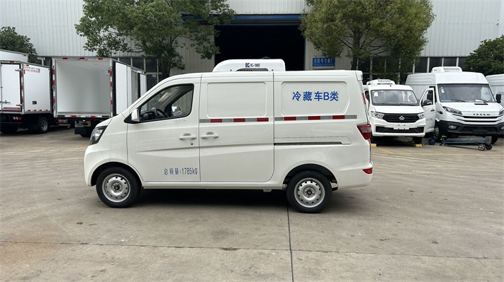 长安之星5面包冷藏车