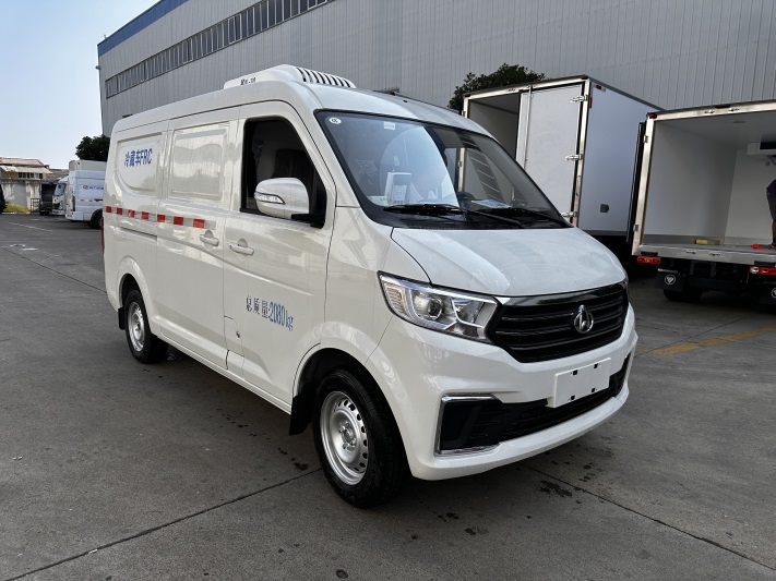 长安2米面包冷藏车