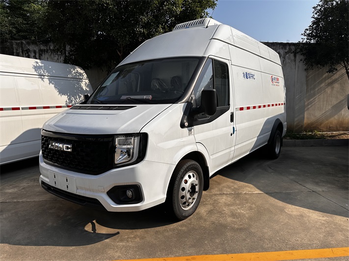 江铃福顺面包冷藏车