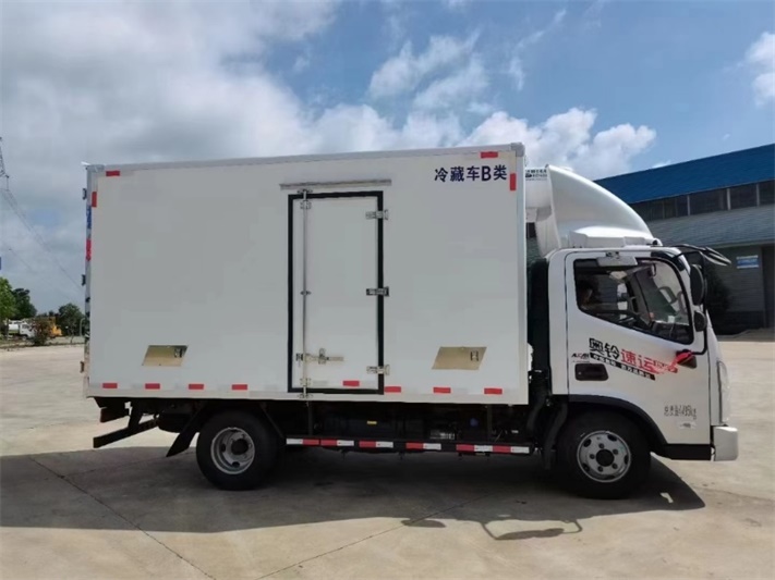 福田奥铃速运4.2米冷藏车