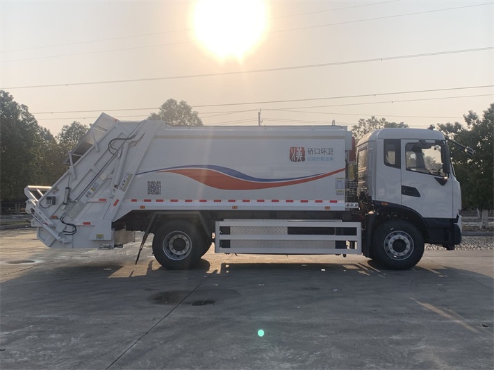 天锦电动压缩垃圾车